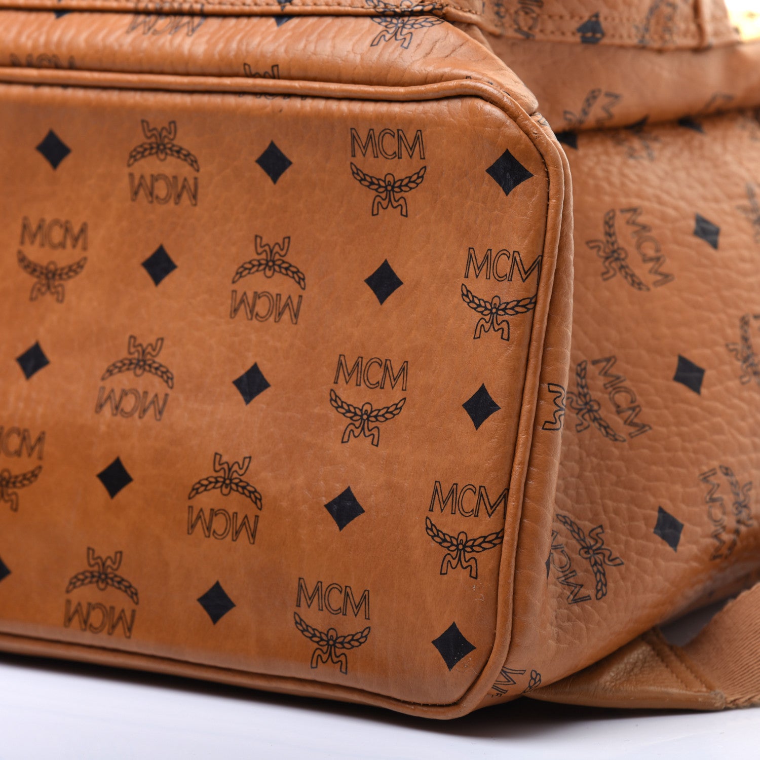 MCM Visetos Studded Medium Stark M Backpack Cognac 5 of 18