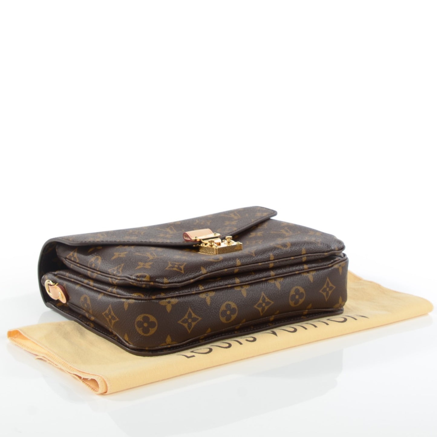 Monogram Pochette Metis