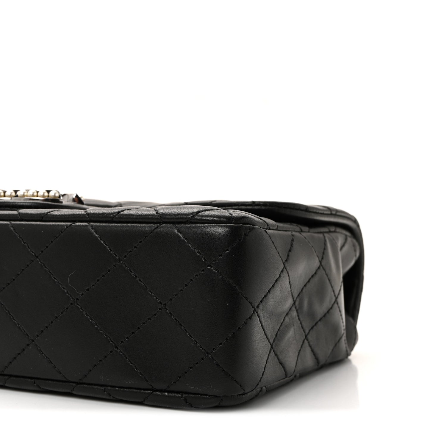 Lambskin Quilted Medium Westminster Pearl Flap Black