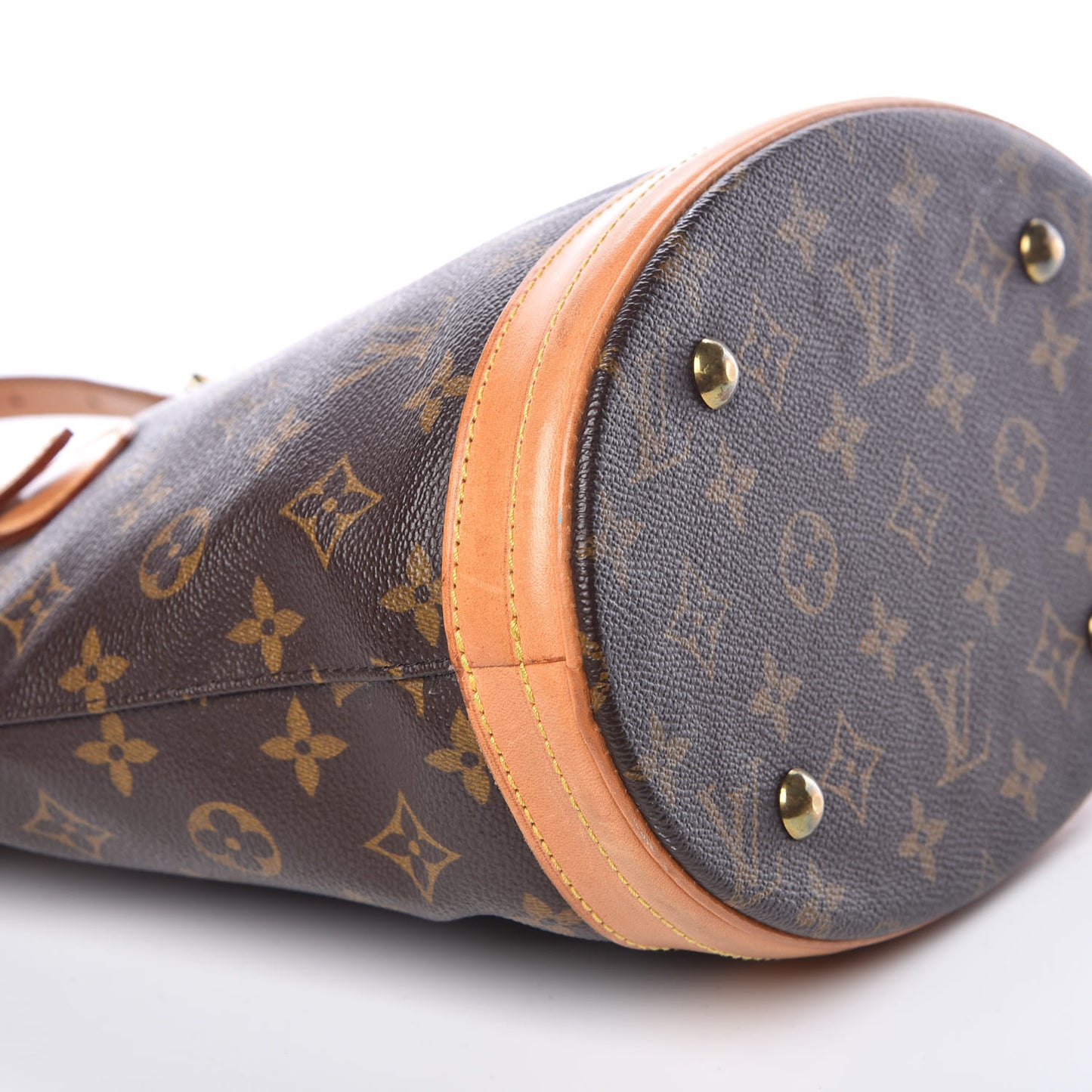 Monogram Petit Bucket 23