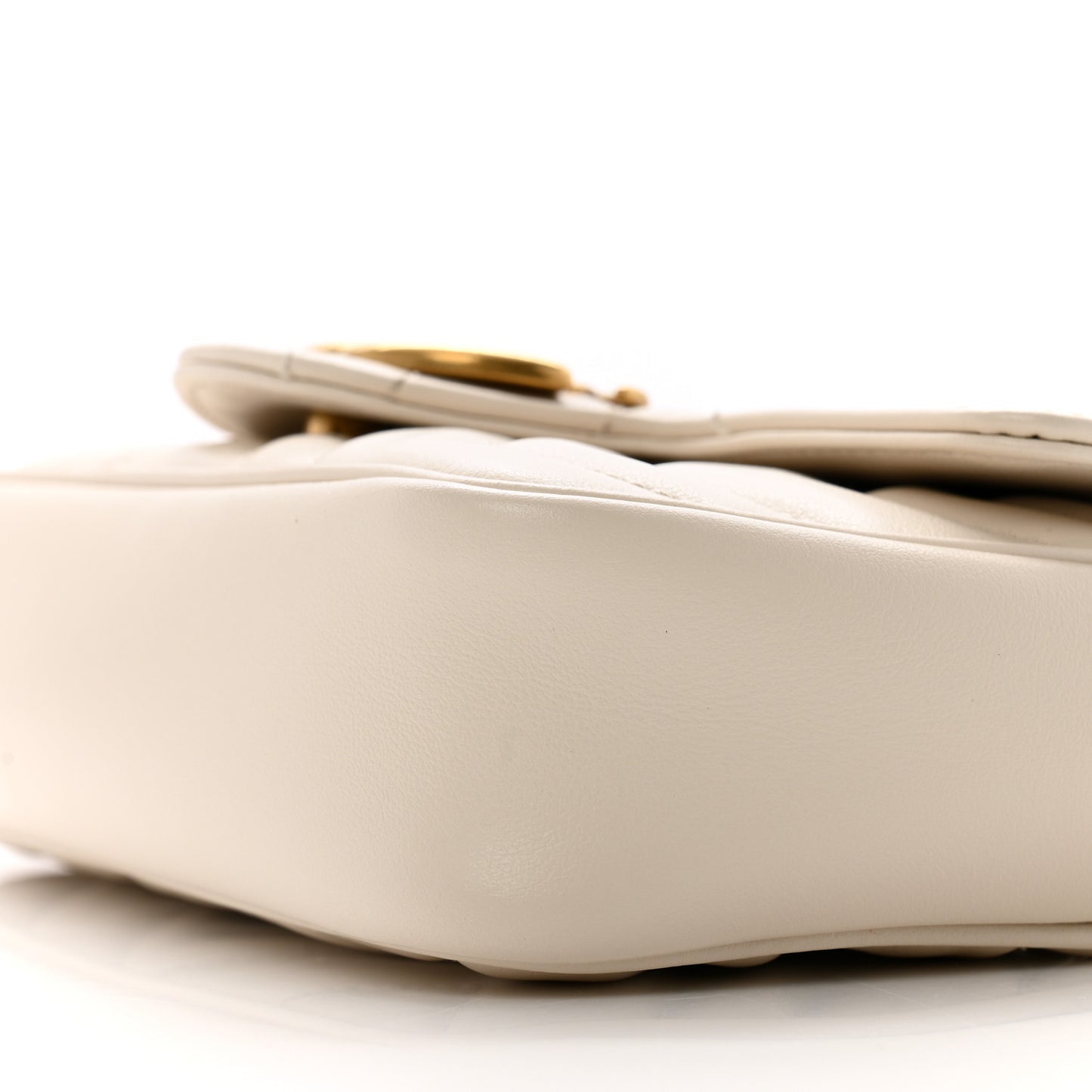 Calfskin Matelasse Super Mini GG Marmont Shoulder Bag White