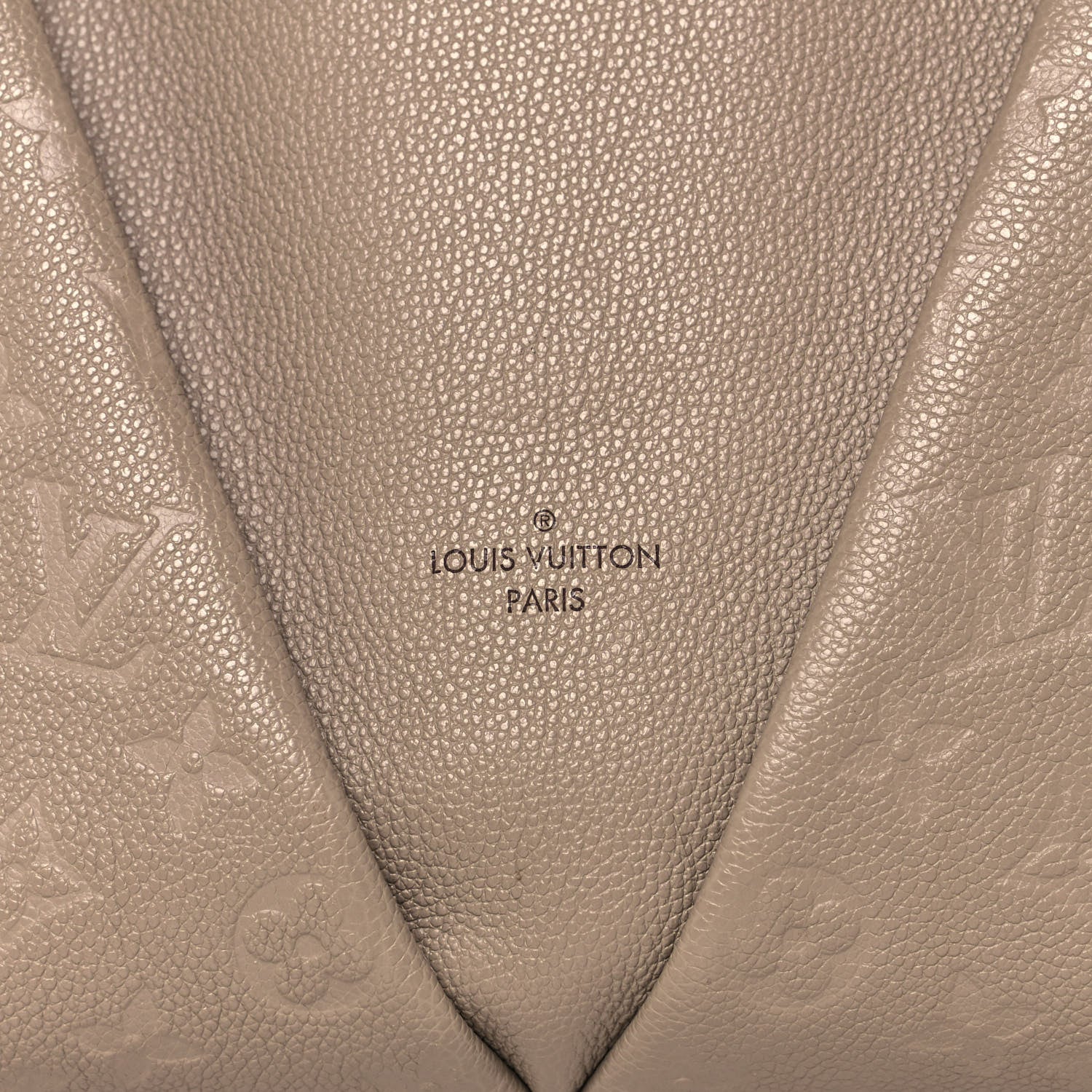 Louis Vuitton Empreinte V Tote MM Tourterelle 8 of 14
