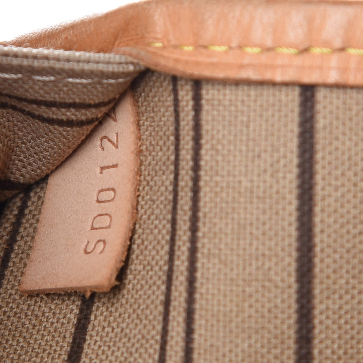 Louis Vuitton Monogram Neverfull MM 7 of 8