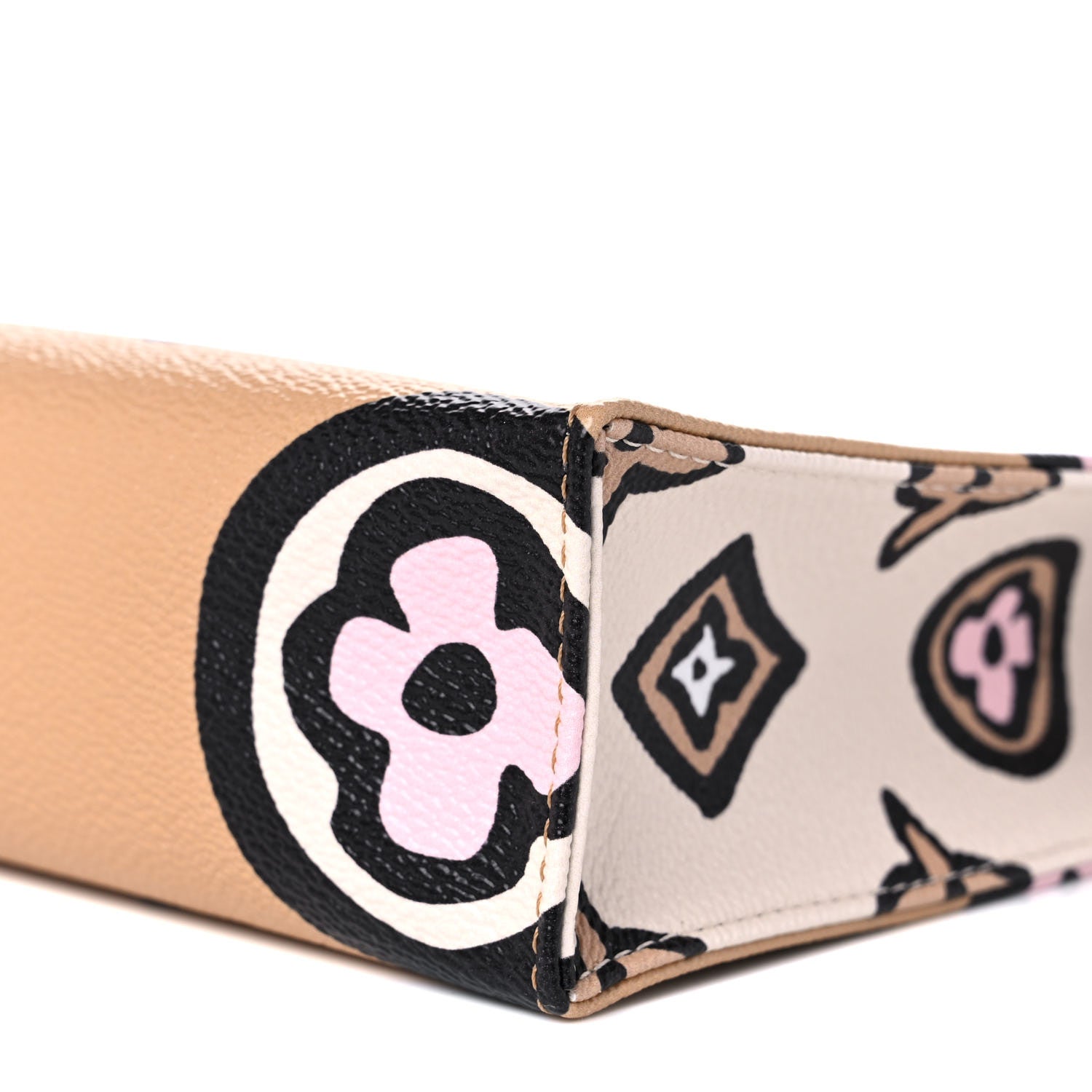 Louis Vuitton Monogram Giant Wild At Heart Toiletry Pouch 26 Arizona 9 of 12