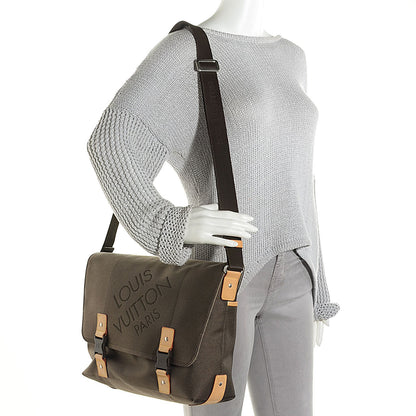 Louis Vuitton Damier Geant Loop Messenger Bag Terre 2 of 7