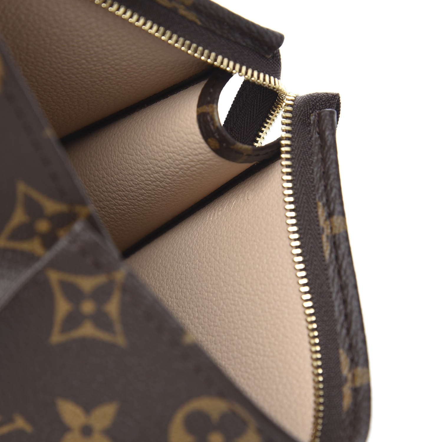 Louis Vuitton Monogram Toiletry Pouch 19 6 of 10