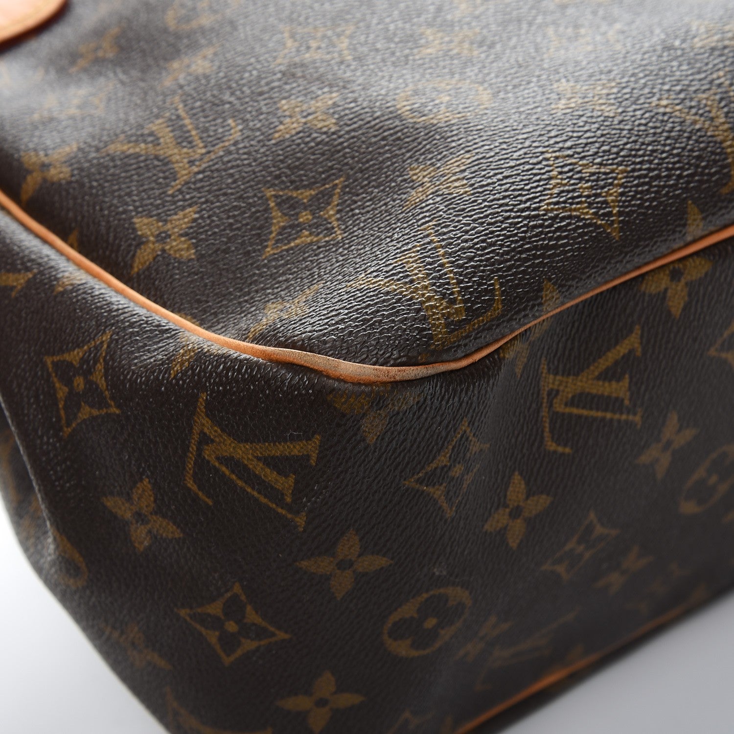 Louis Vuitton Monogram Batignolles Horizontal 12 of 17