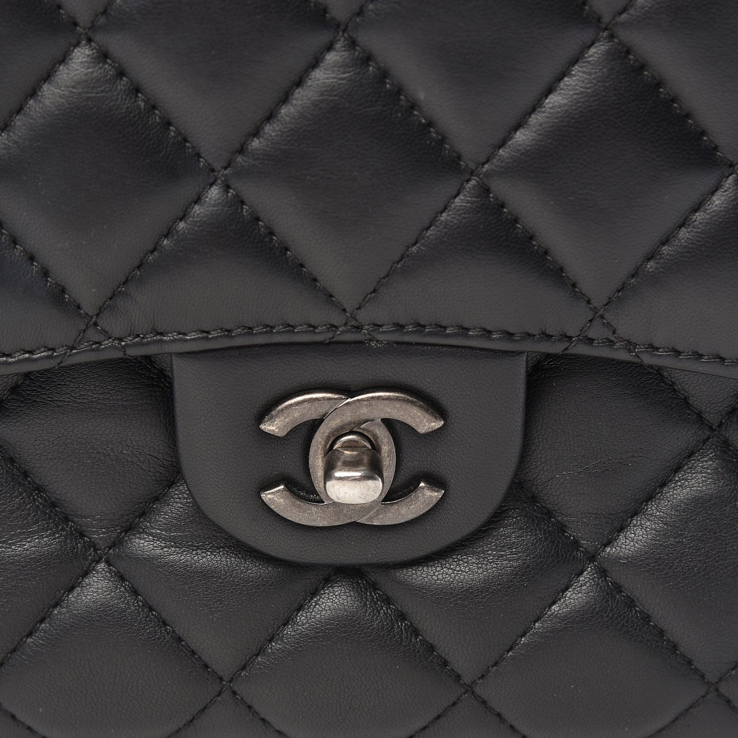 Lambskin Quilted Shoulder Bag Black