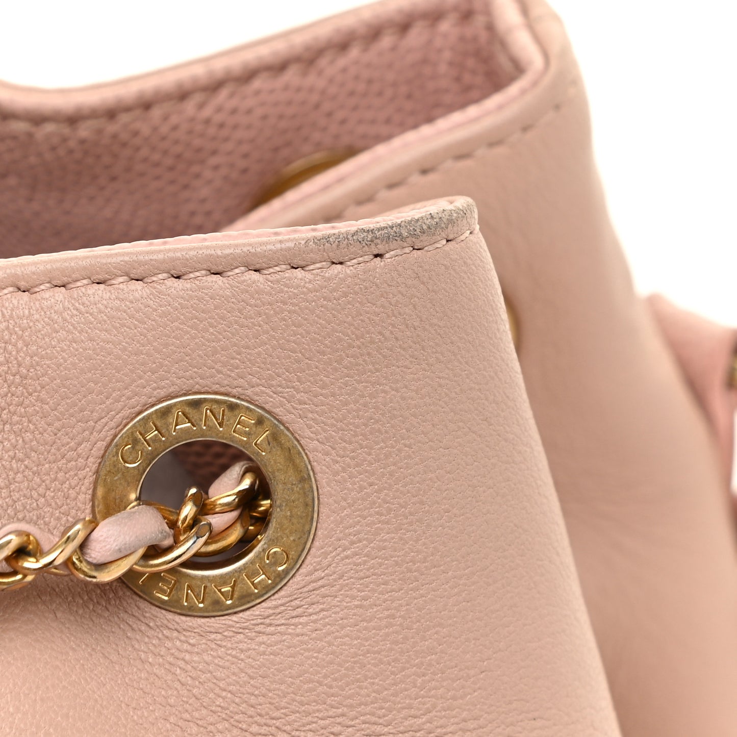 Lambskin Caviar Lovely Chains Drawstring Bag Pink