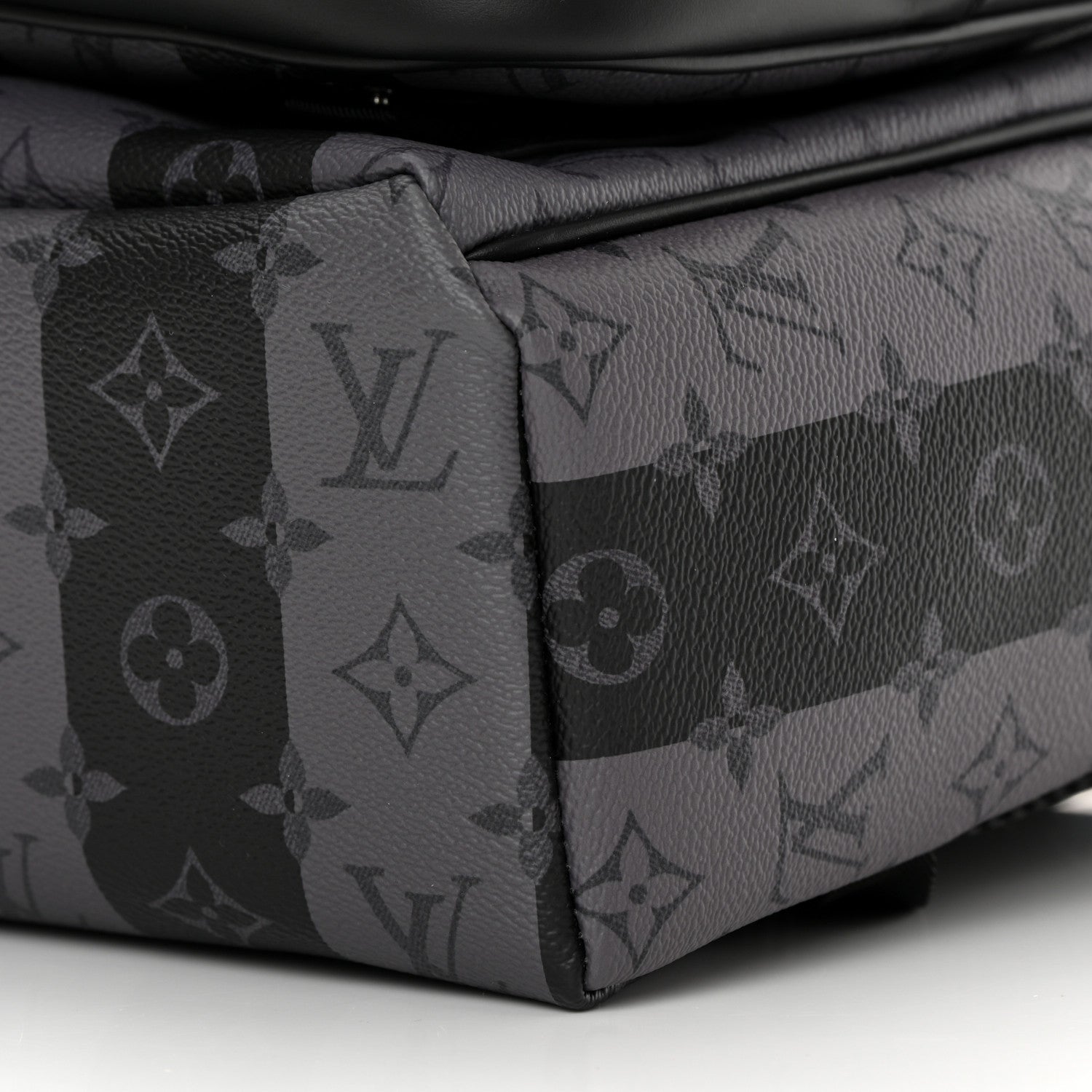 Louis Vuitton X NIGO Monogram Eclipse Stripes LV Heart Modular Utilitary Backpack 14 of 15