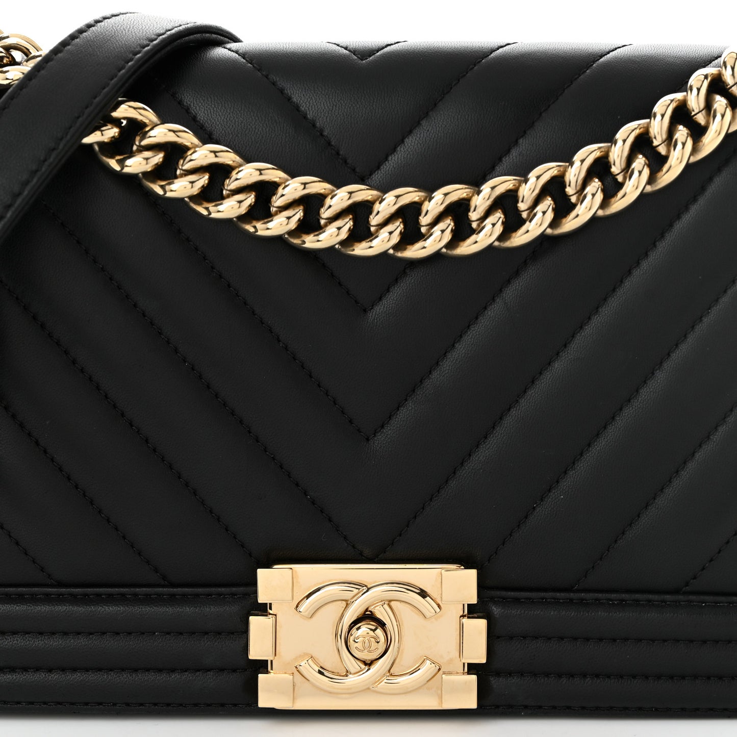 Lambskin Chevron Quilted Medium Boy Flap Black