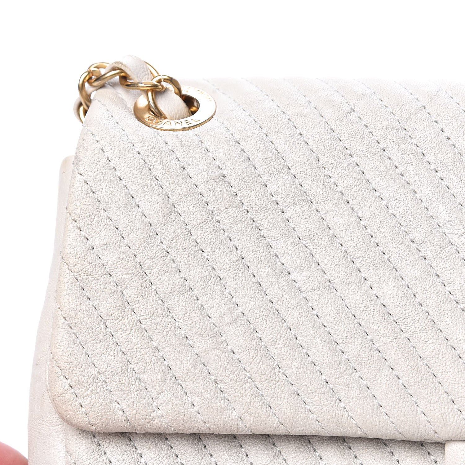 Chanel Calfskin Surpique Chevron Medium Flap White 16 of 21