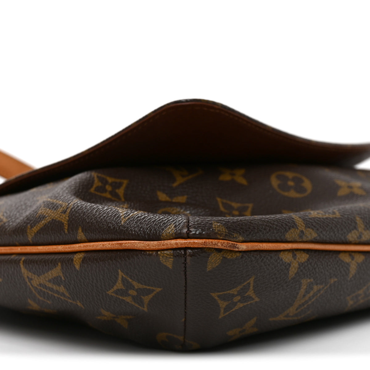 Louis Vuitton Monogram Musette GM 8 of 9