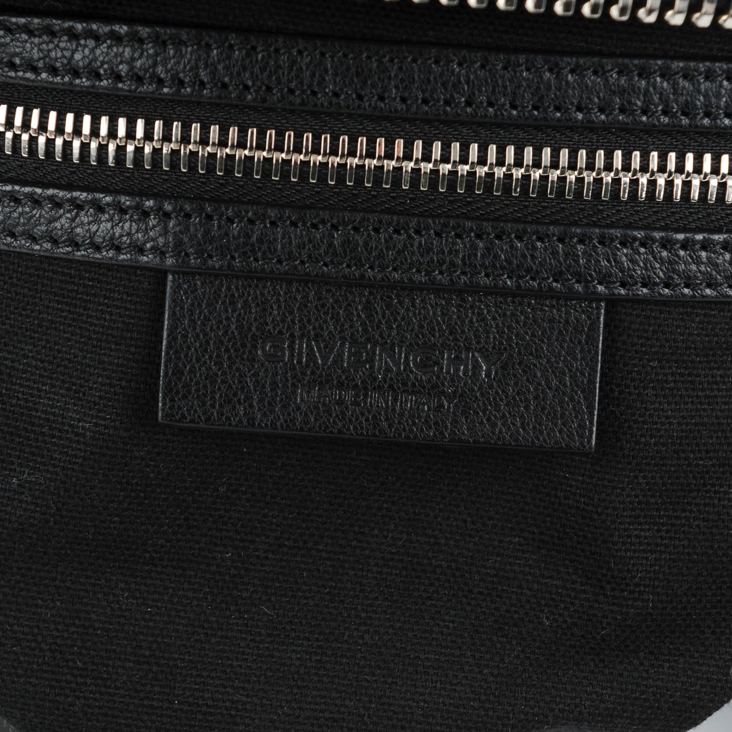 Sugar Goatskin Small Antigona Black