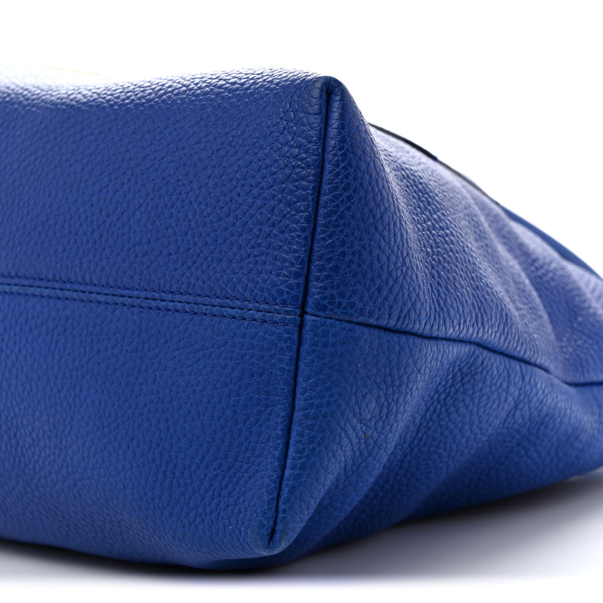 Grainy Calfskin Medium Baynard Tote Brilliant Blue