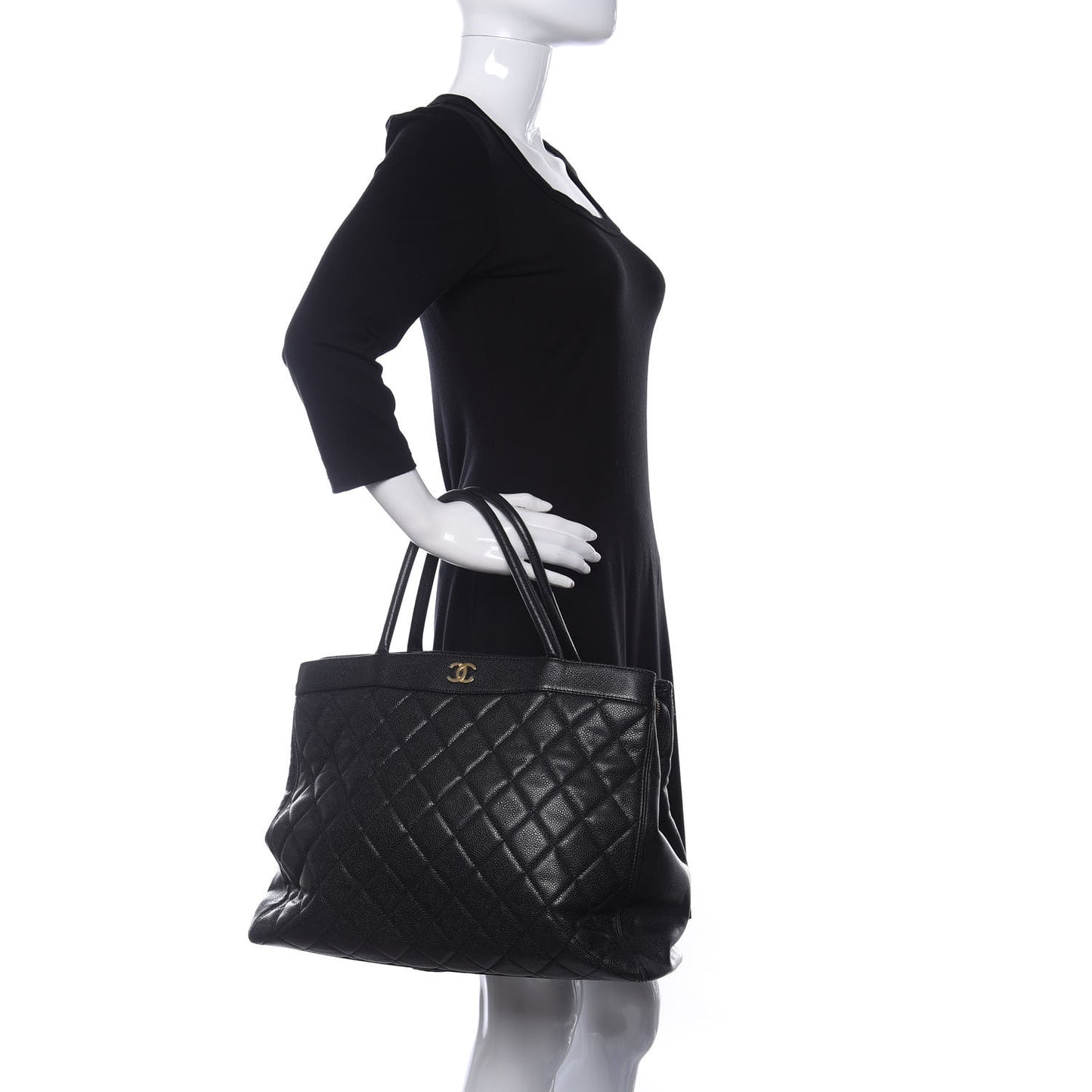 Caviar Quilted CC Shopping Tote Black