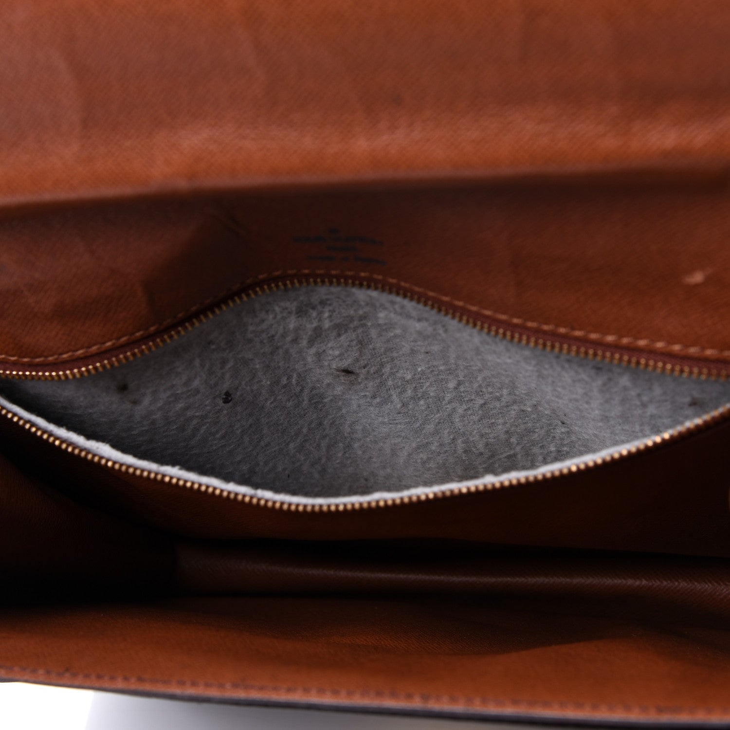 Louis Vuitton Monogram Monceau 28 5 of 5
