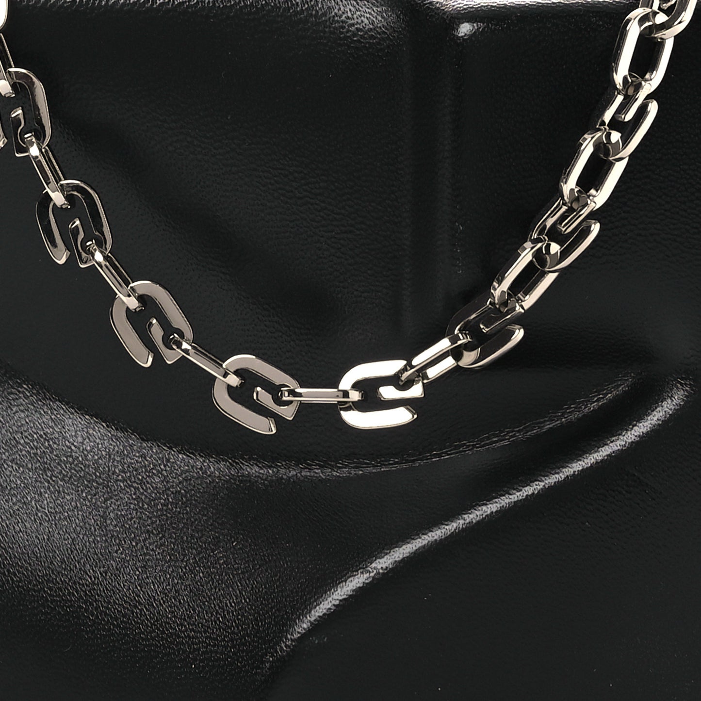 Calfskin G Chain Clutch Black