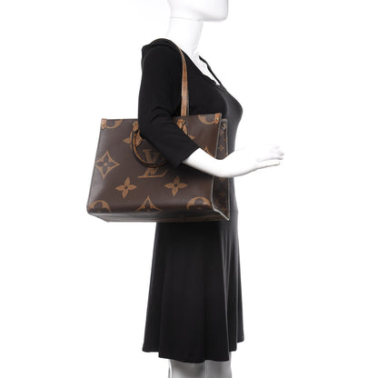 Louis Vuitton Reverse Monogram Giant Onthego MM 3 of 11