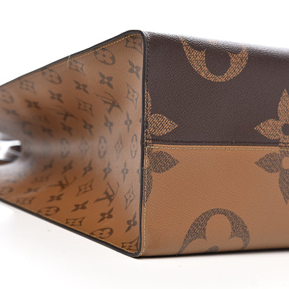 Louis Vuitton Reverse Monogram Giant Onthego GM 8 of 11