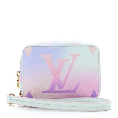 Louis Vuitton Monogram Giant Spring In The City Wapity Case Sunrise Pastel 1 of 5