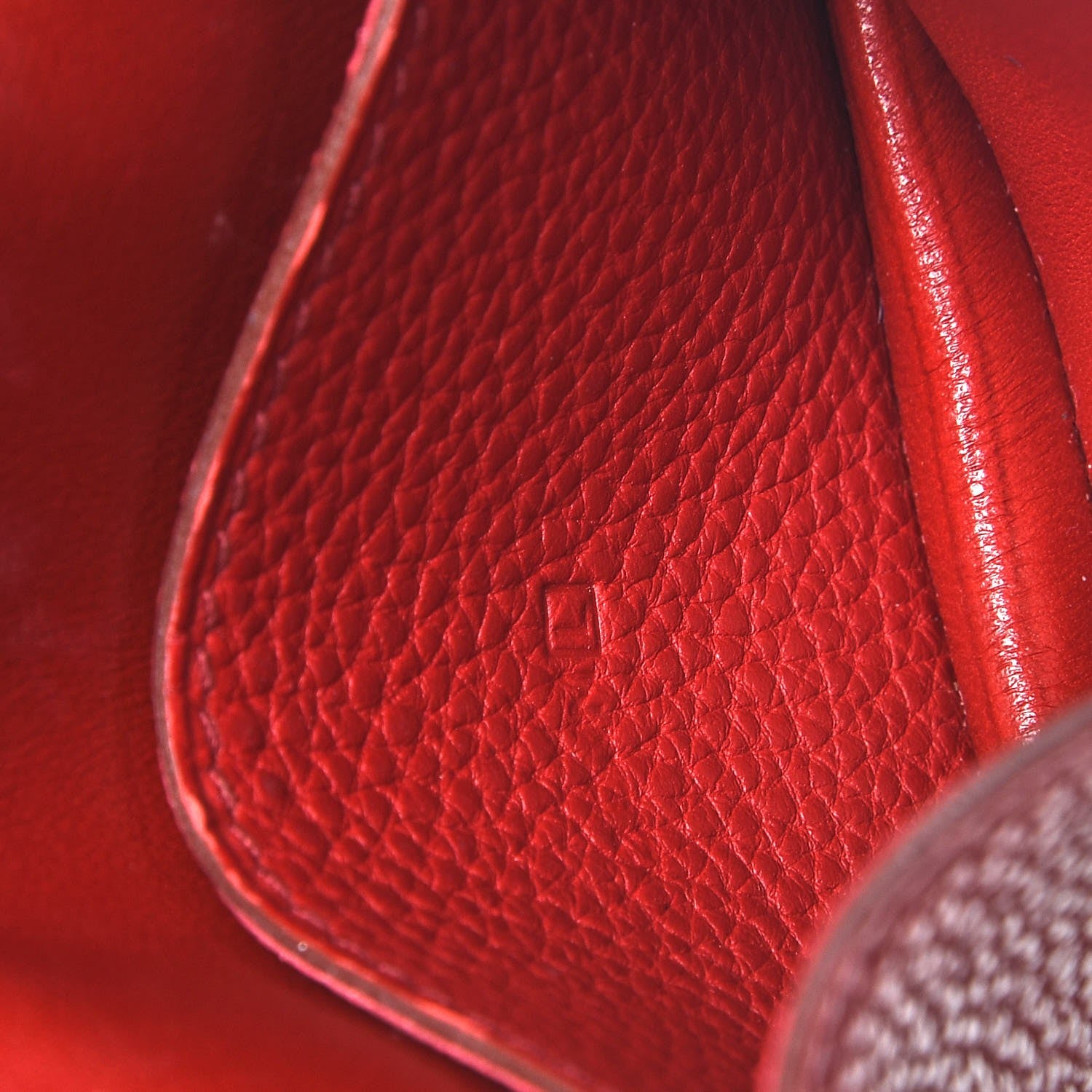 Hermes Togo Dogon Card Case Rouge Garance 7 of 8