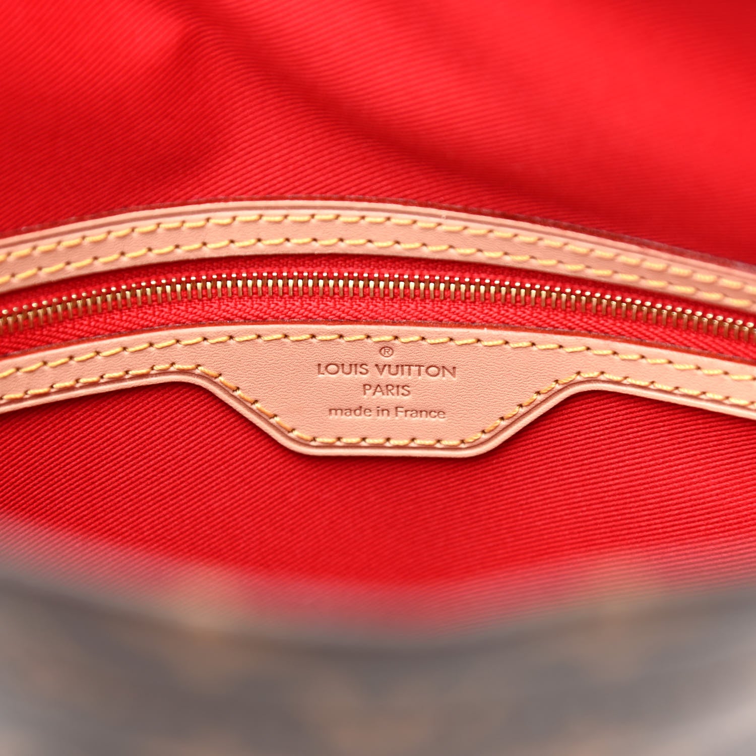 Louis Vuitton Monogram Carry It 7 of 9