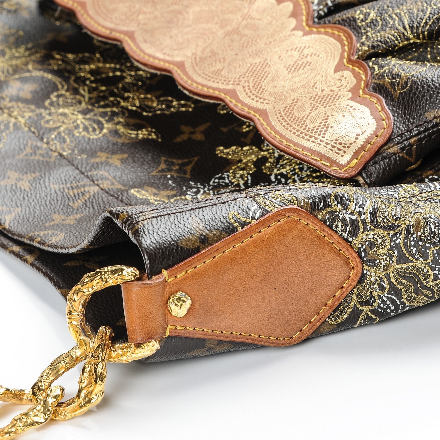 Louis Vuitton Monogram Dentelle Fersen Gold 10 of 10