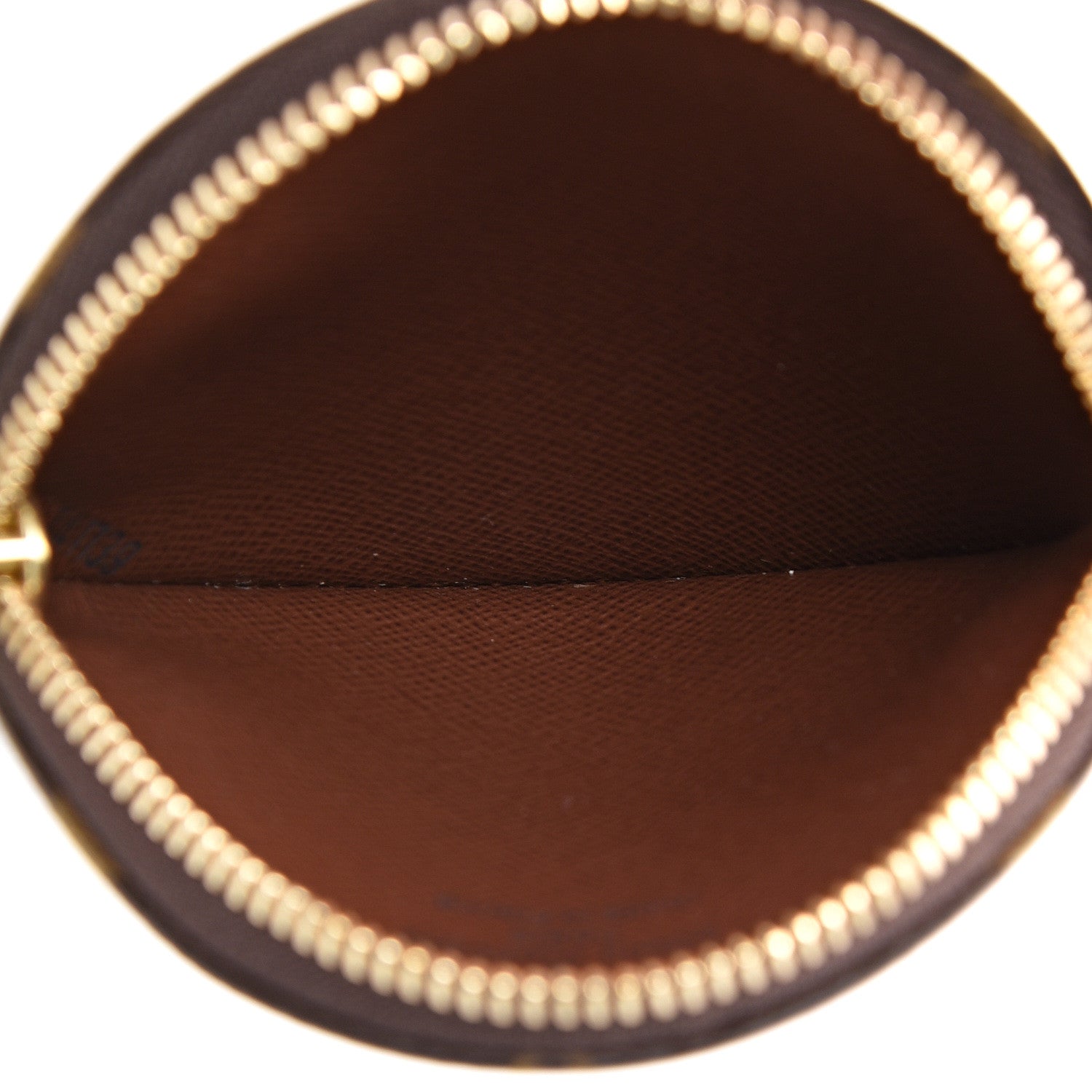 Louis Vuitton Monogram Round Coin Purse 4 of 7