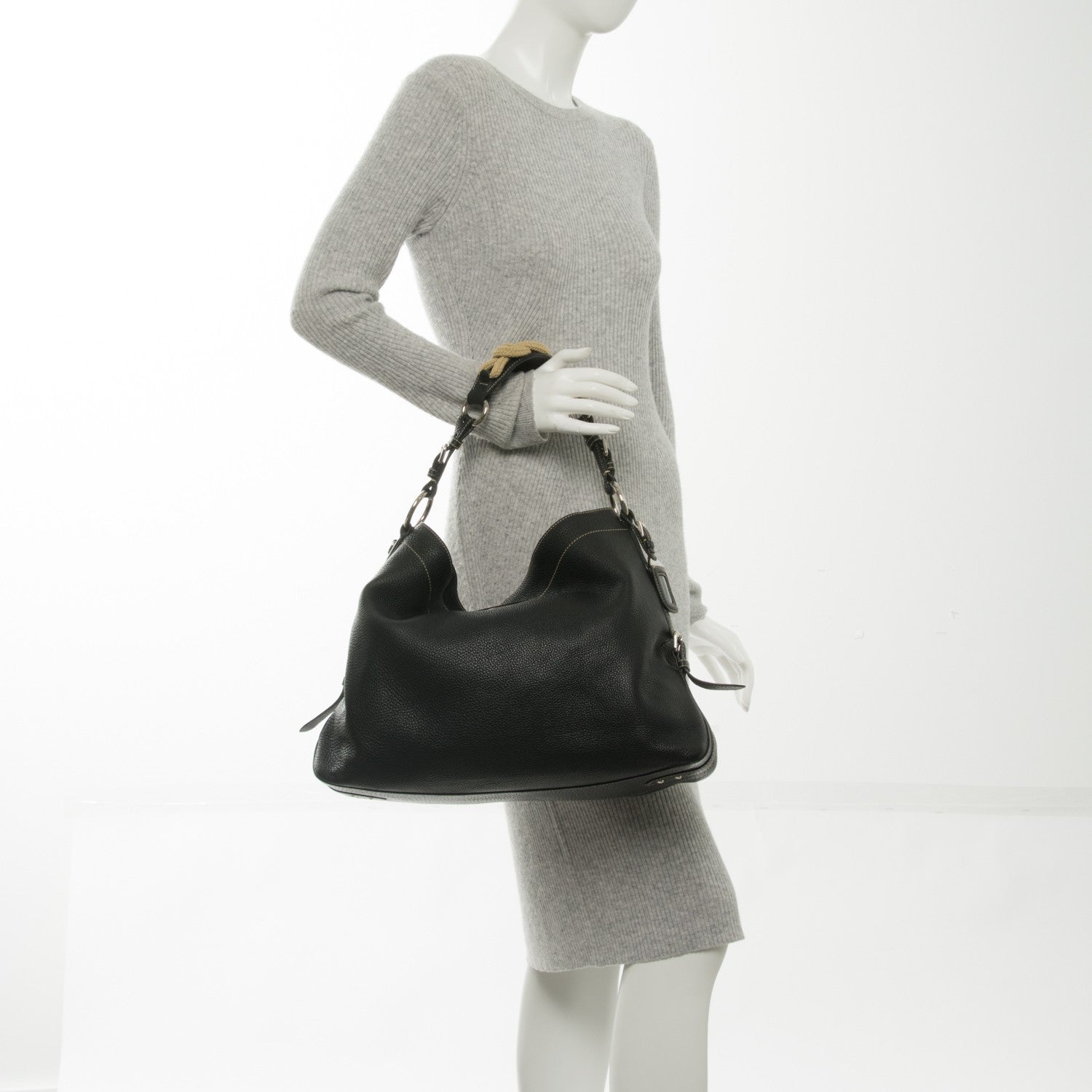 Prada Vitello Daino Shoulder Bag Nero Black 2 of 8