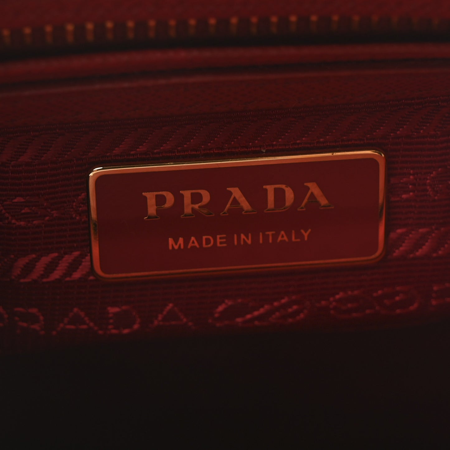 Saffiano Small Galleria Double Zip Tote Fuoco
