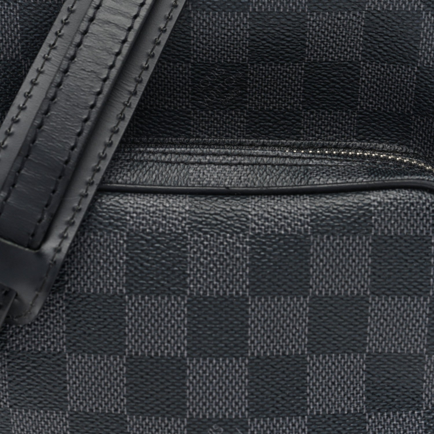 Louis Vuitton Damier Graphite Rem Bag 7 of 9