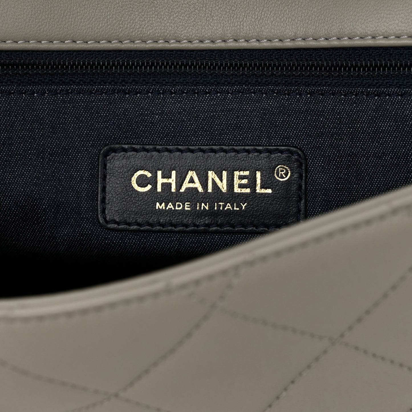 Lambskin Quilted Resin Bi-Color Chain Flap Bag Grey