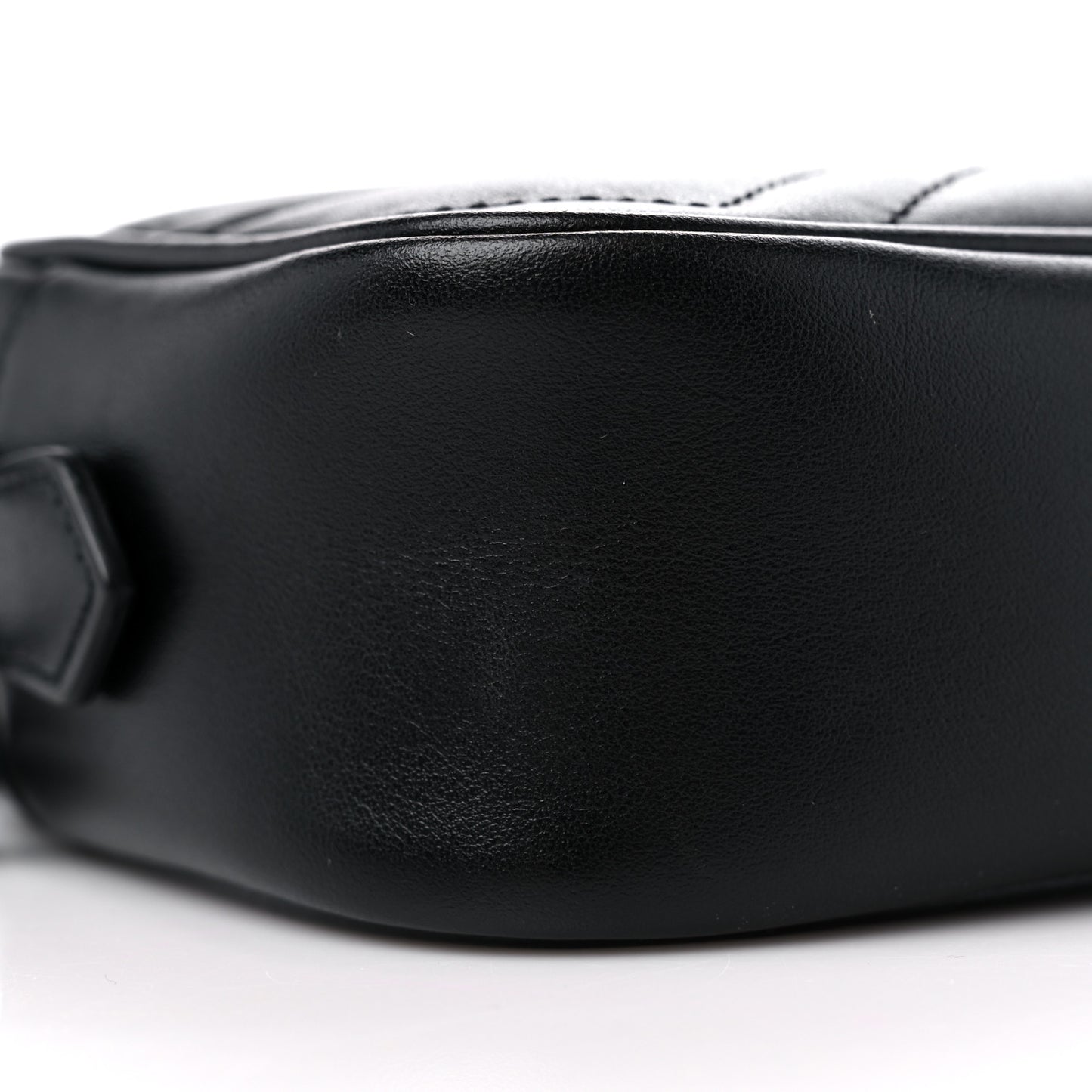 Calfskin Matelasse Monochrome Mini GG Marmont Chain Shoulder Bag Black