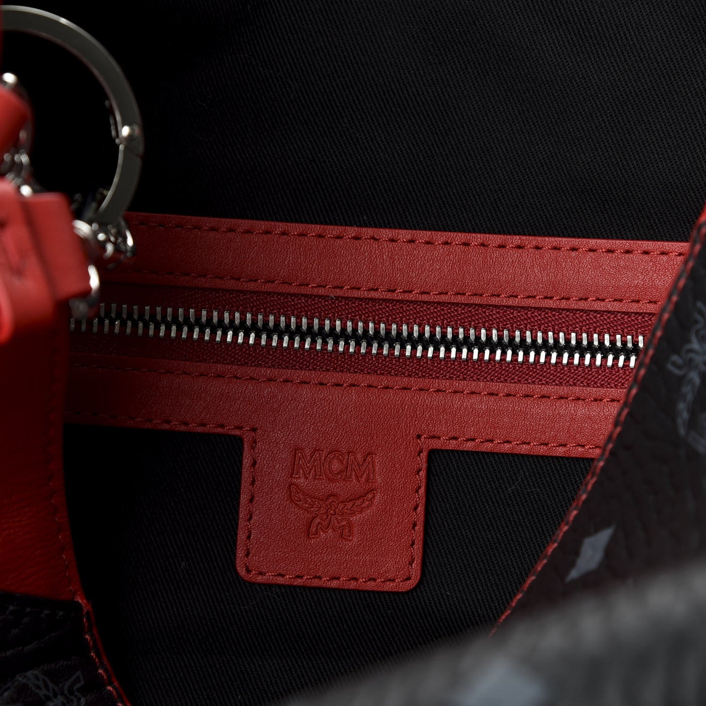 Visetos Medium Klara Hobo Red Black