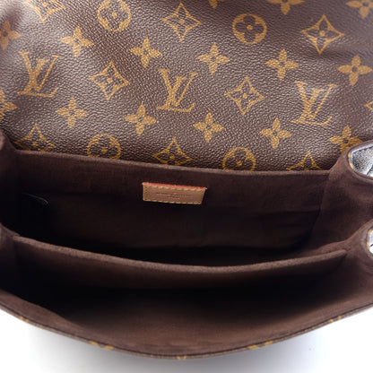 Louis Vuitton Monogram Pochette Metis 5 of 10