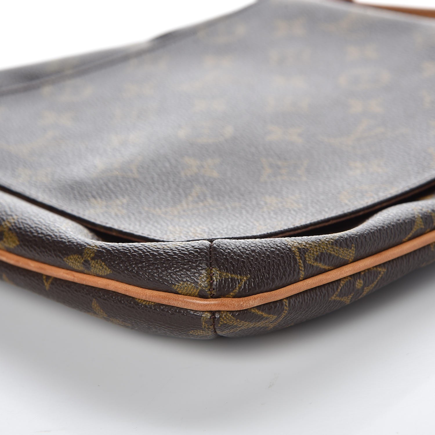 Louis Vuitton Monogram Musette Salsa 10 of 10