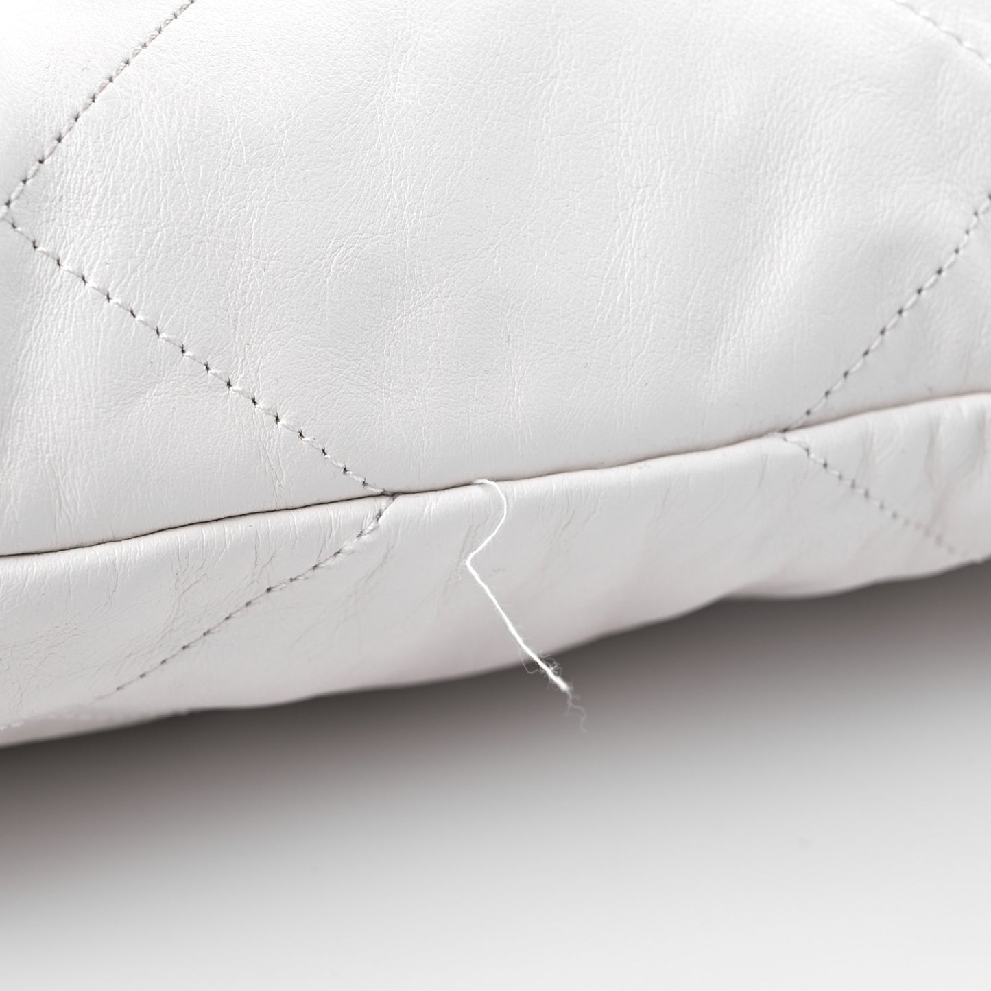 Shiny Calfskin Quilted Small Chanel 22 White