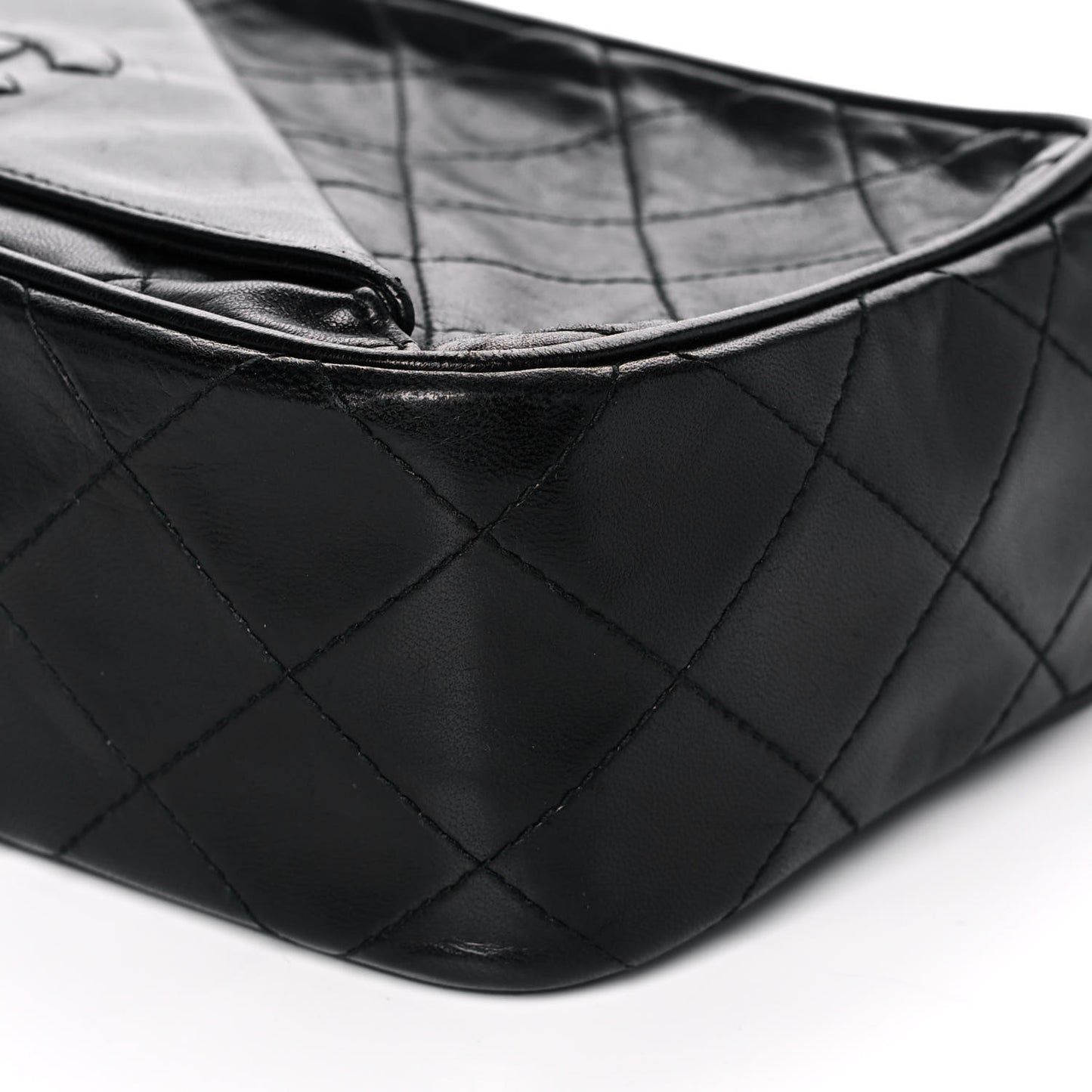Lambskin Quilted CC Tassel Flap Camera Case Black
