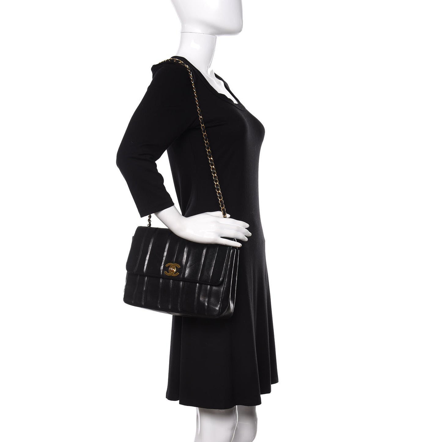 Lambskin Vertical Quilted Medium Single Flap Black