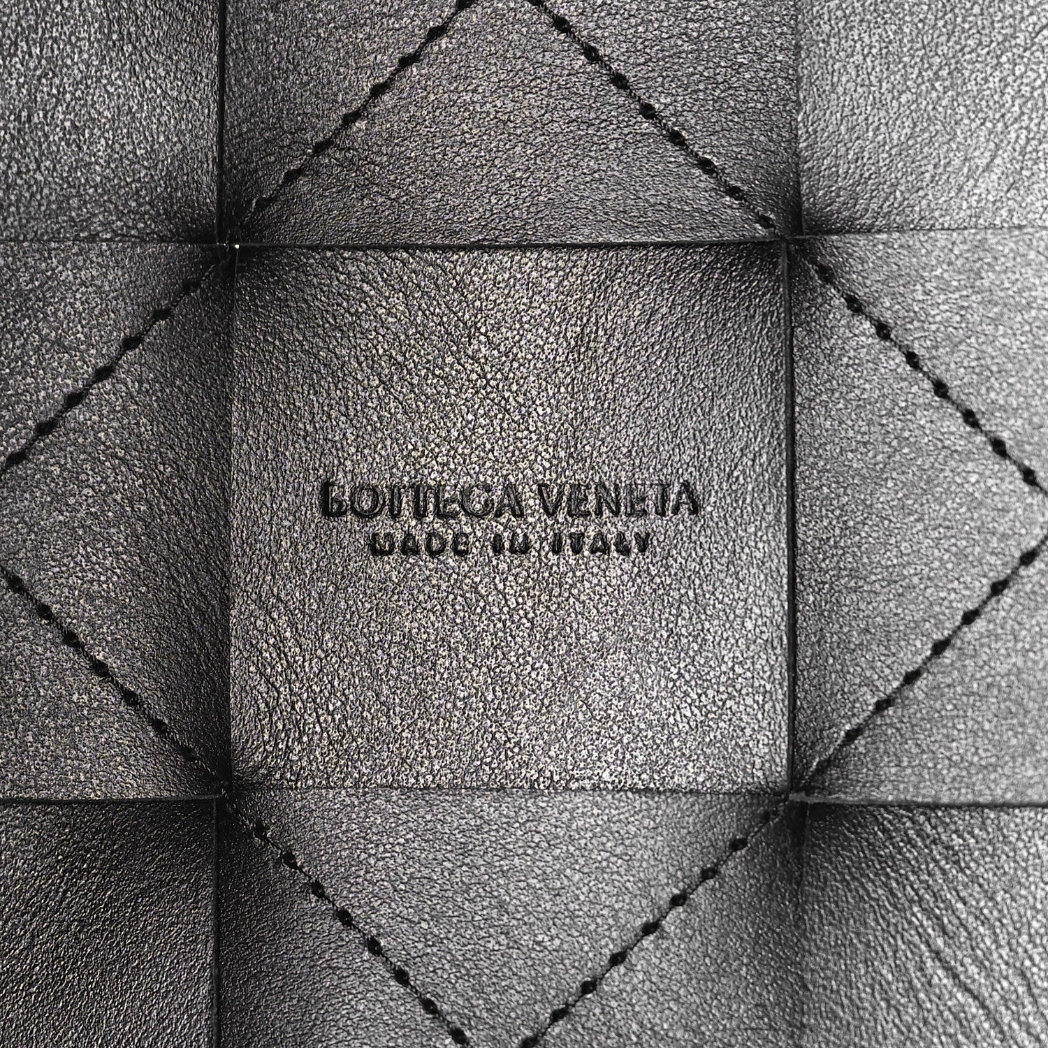 Bottega Veneta Nappa Maxi Intrecciato Cassette Bucket Bag Black 6 of 8