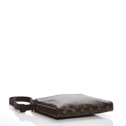 Louis Vuitton Monogram Trotteur Beaubourg 4 of 7