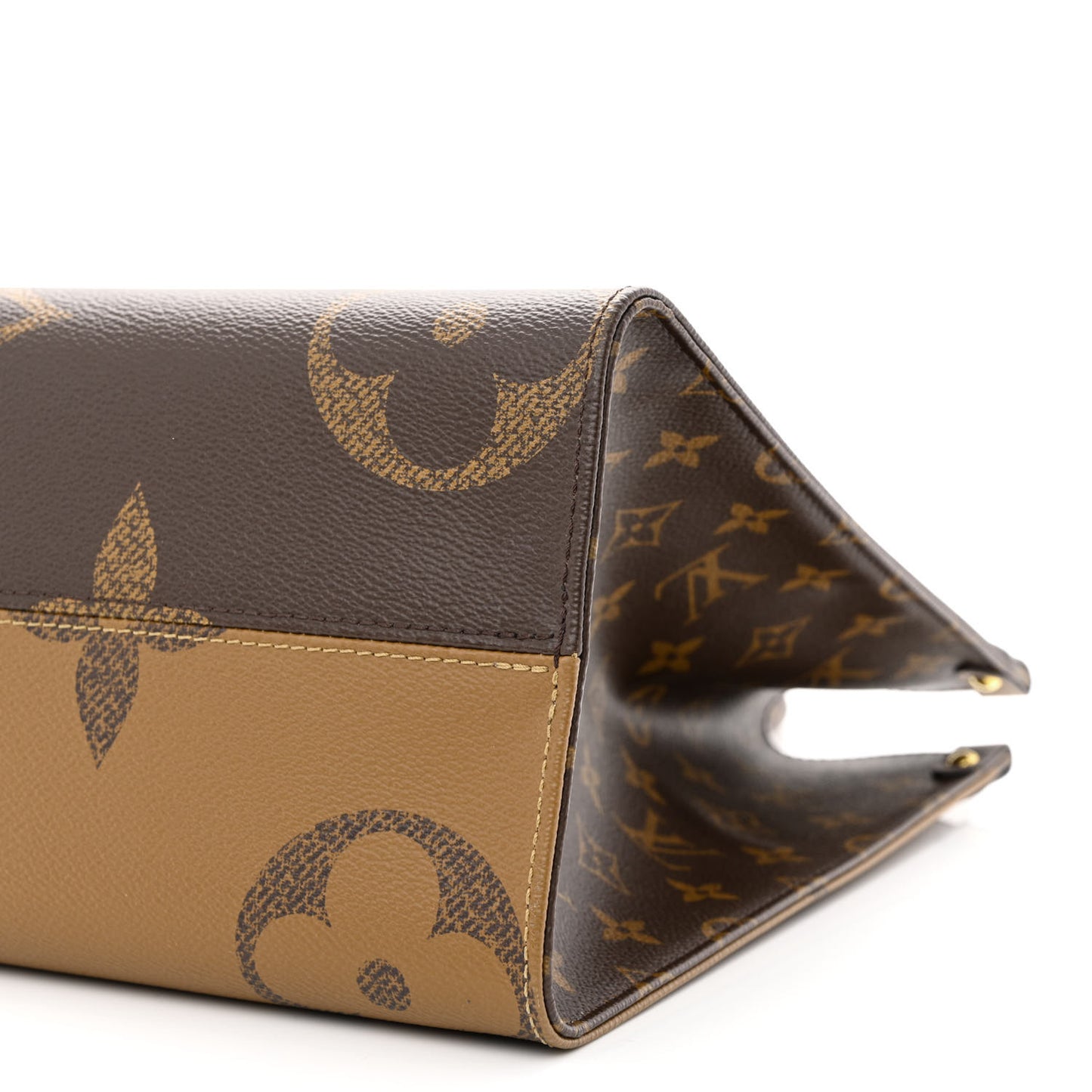 Reverse Monogram Giant Onthego MM