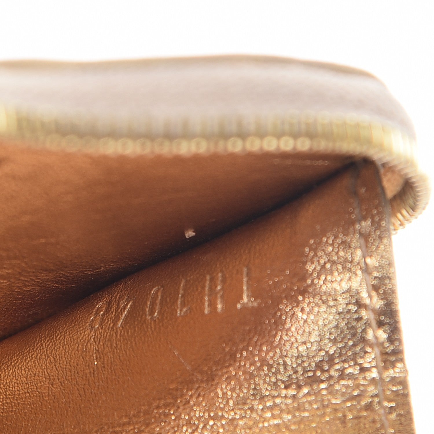Louis Vuitton Monogram Miroir Heart Coin Purse Gold 7 of 7