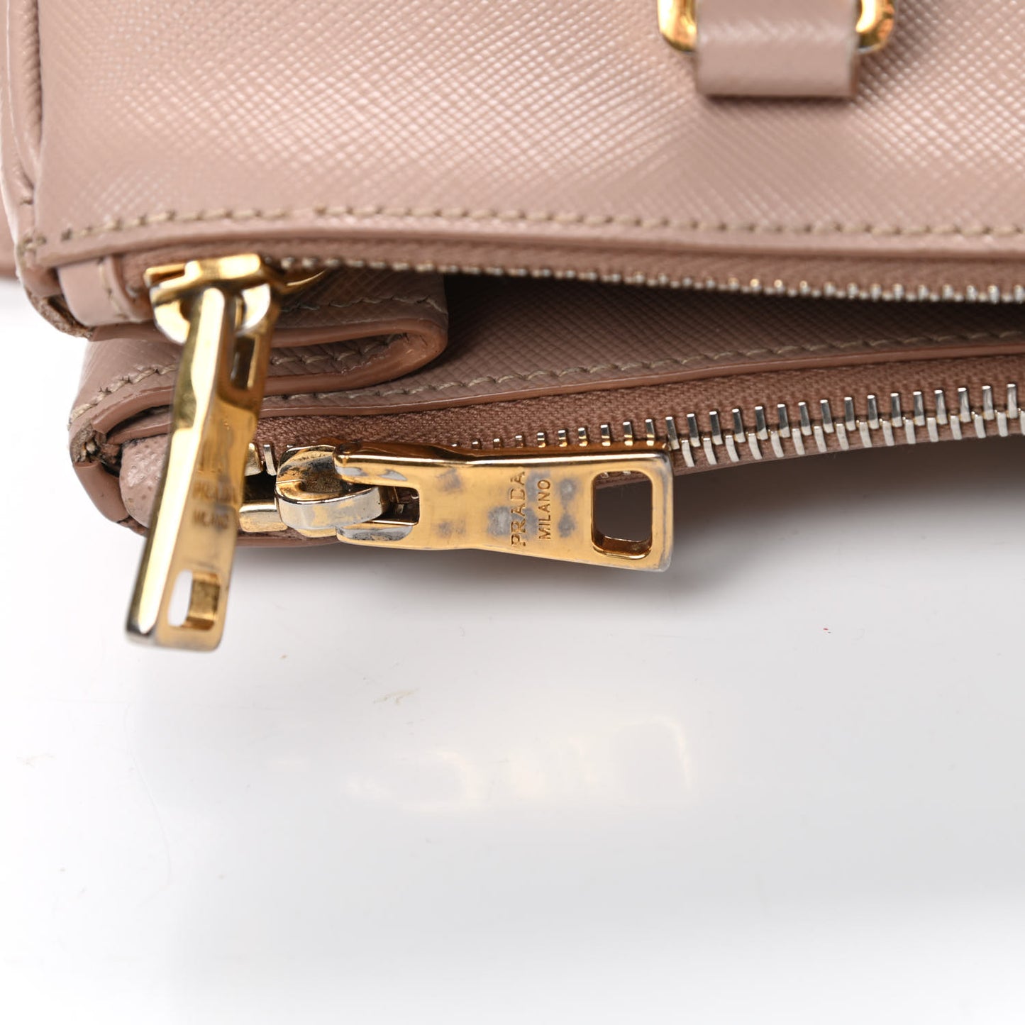 Saffiano Small Galleria Double Zip Tote Cammeo