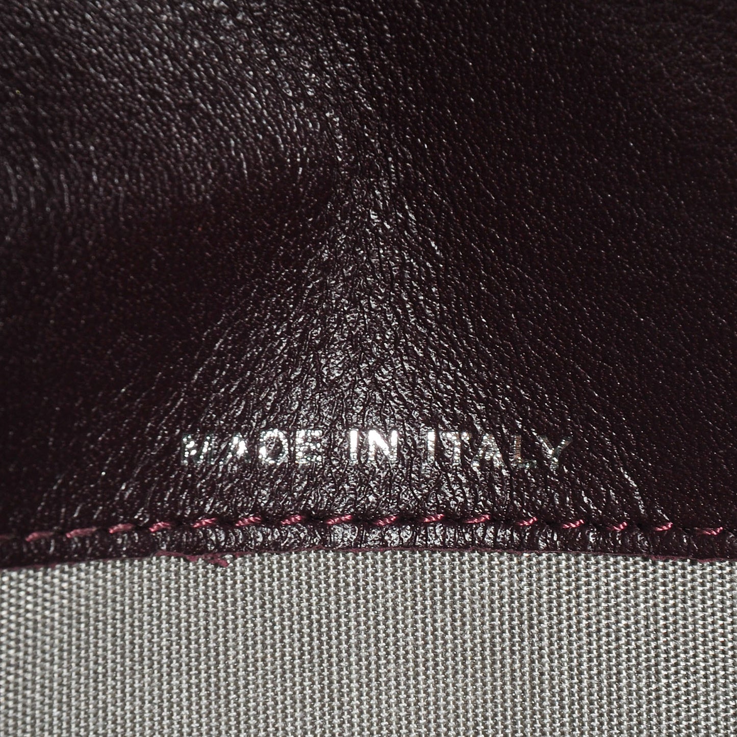 Caviar Yen CC Wallet Dark Red