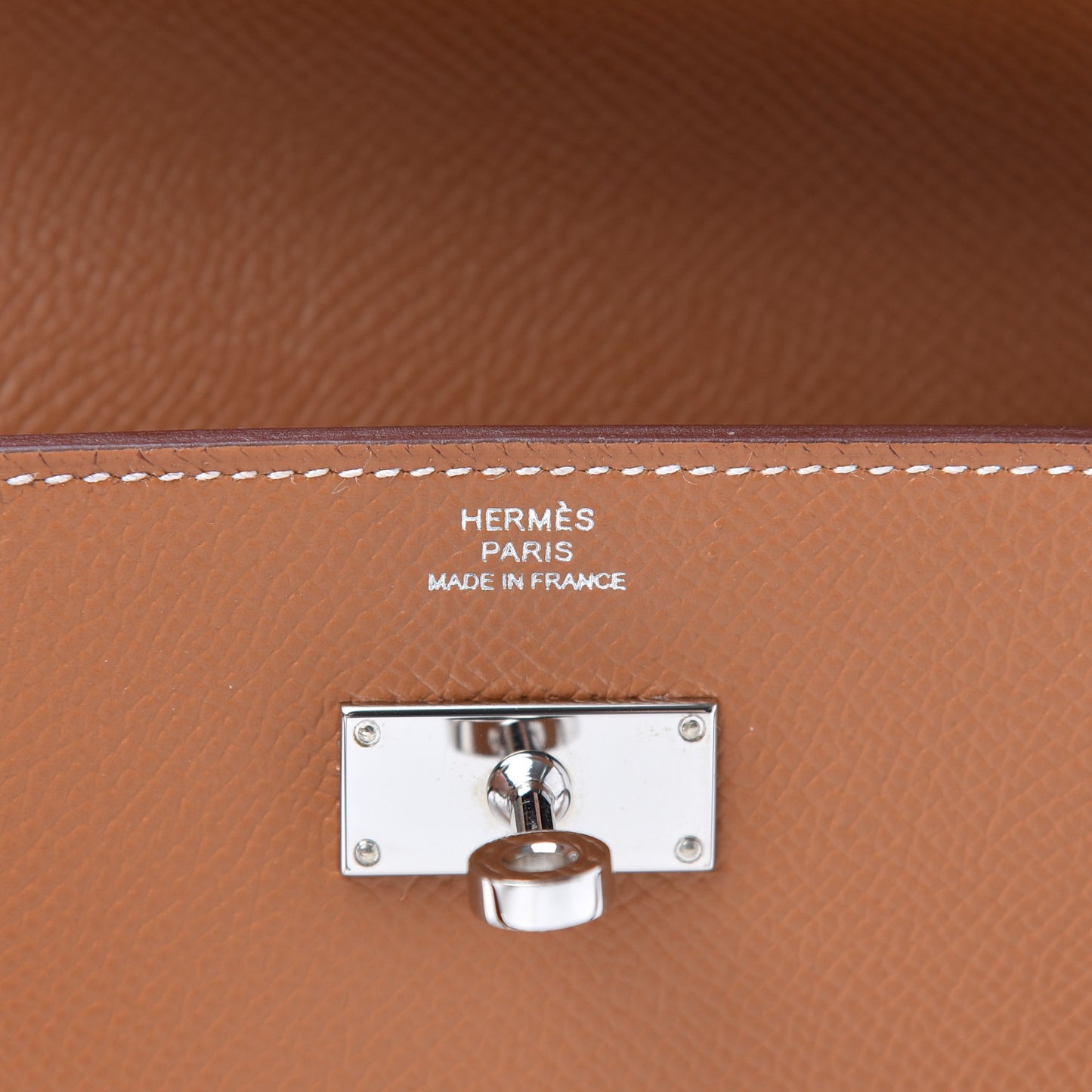 Epsom Kelly Longue Wallet Gold