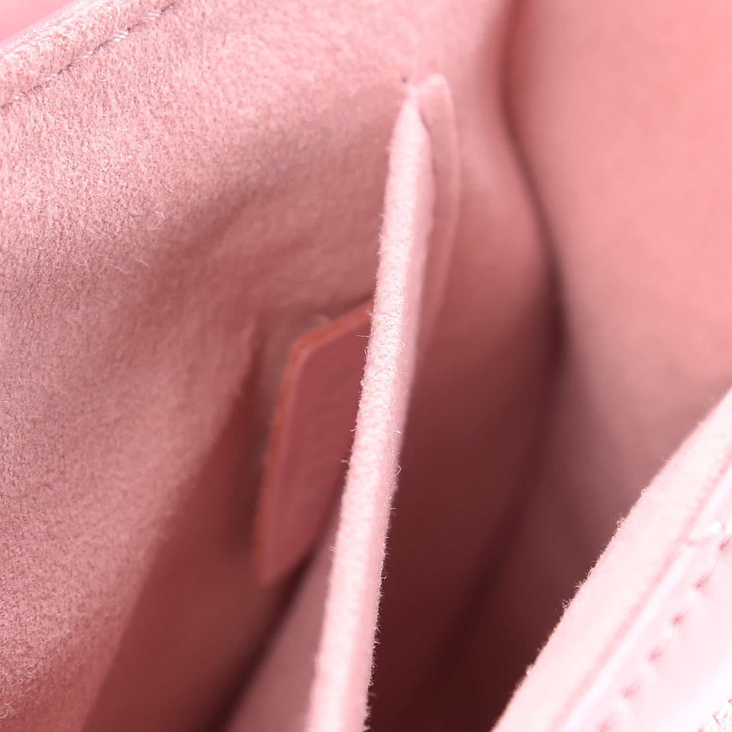 Louis Vuitton Calfskin New Wave Chain MM Smoothie Pink 8 of 13