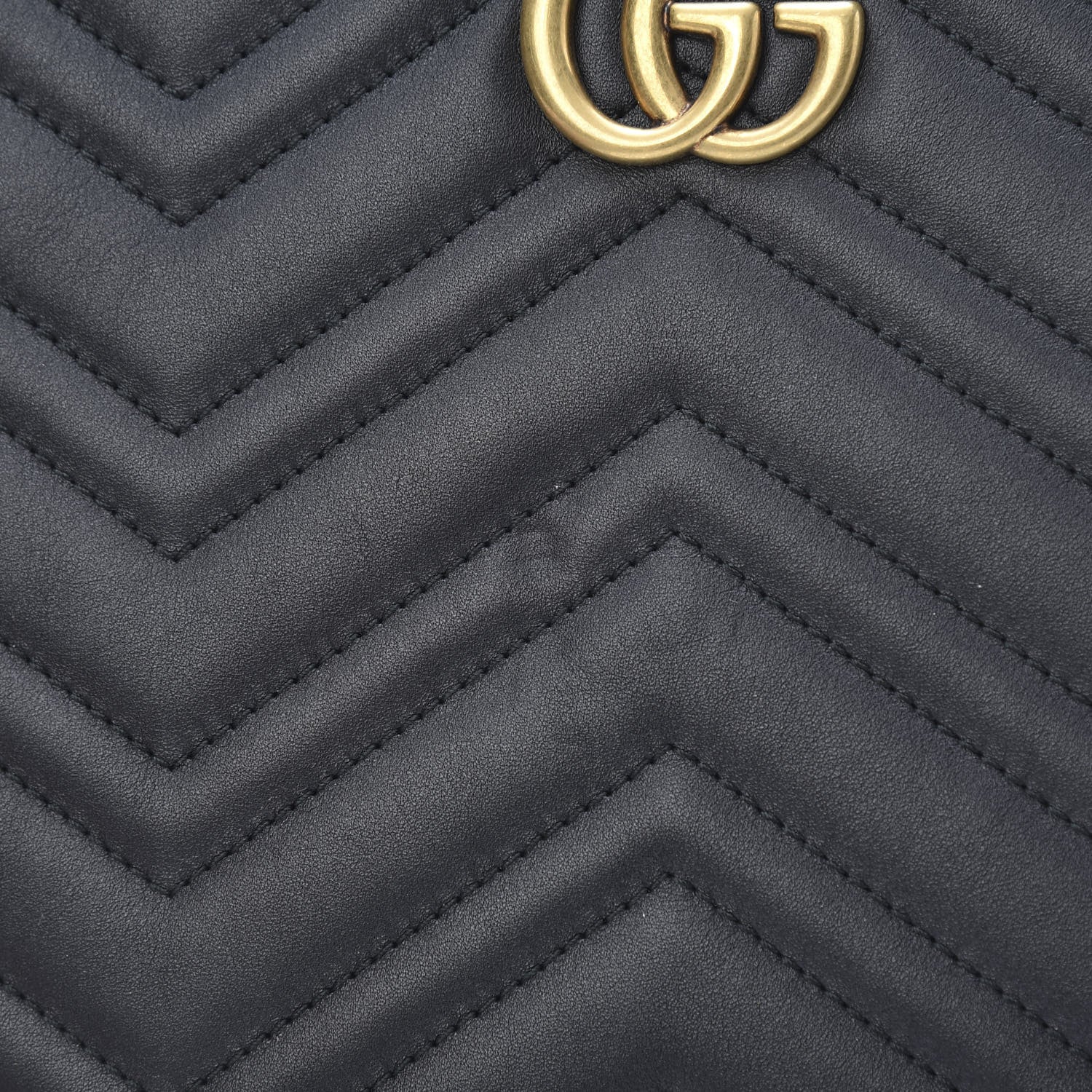 Gucci Calfskin Matelasse Large GG Marmont Zip Pouch Black 8 of 9