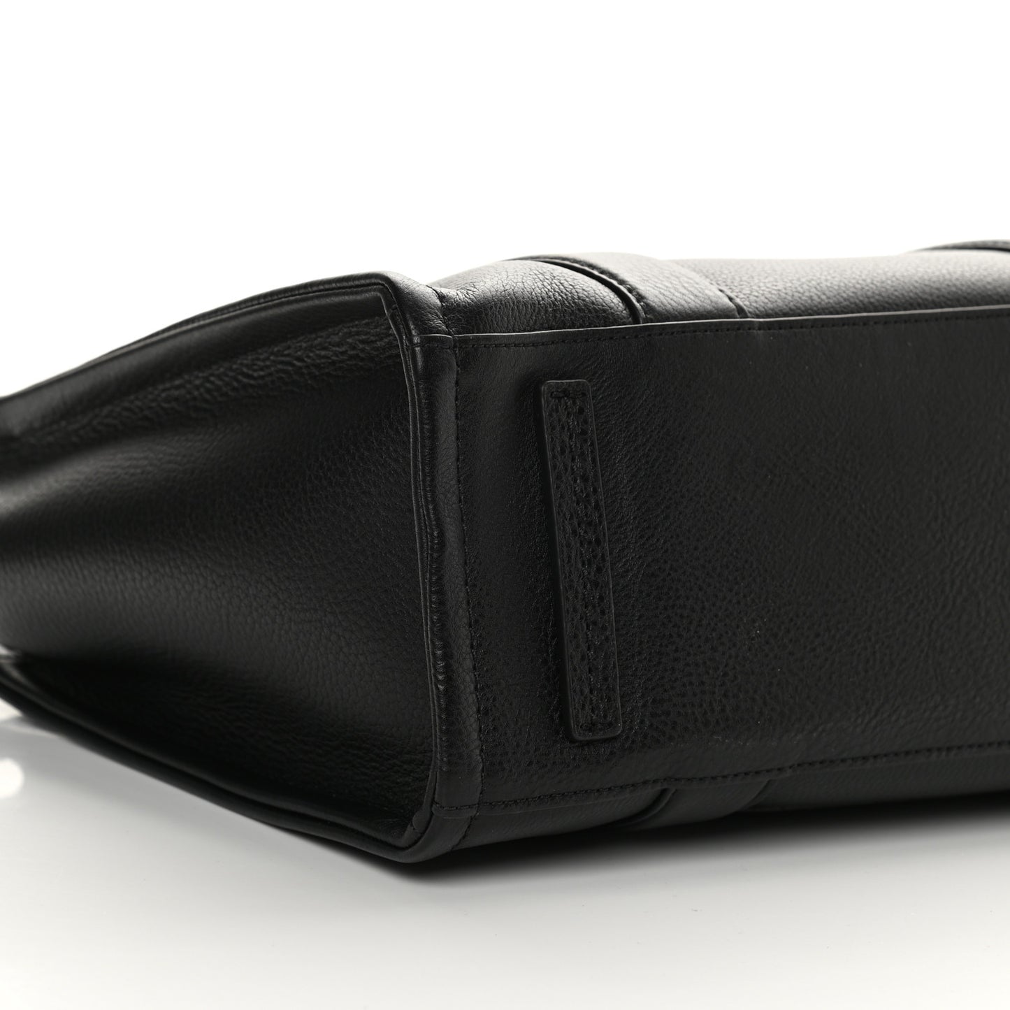 Grained Calfskin Medium The Tote Bag Black